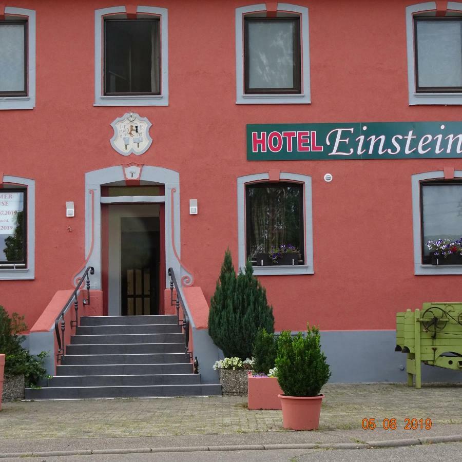 Hotel Einstein Бад-Кроцинген Экстерьер фото